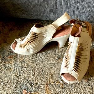 Vintage corso como leather pump